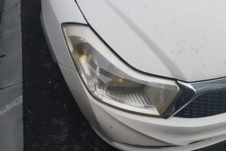 Used Suzuki SX4 2013 1.6L Manual CoolRide Model Right Front Headlight