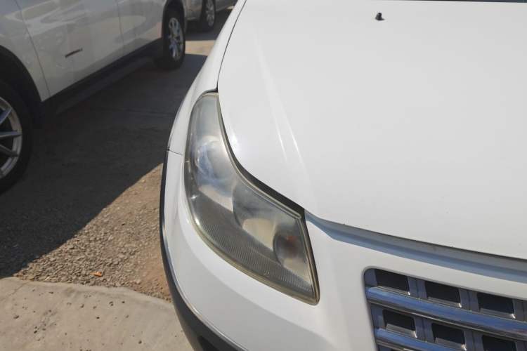 Used Suzuki SX4 2013 Koleos 1.6L Manual Sport Version Right Front Headlight