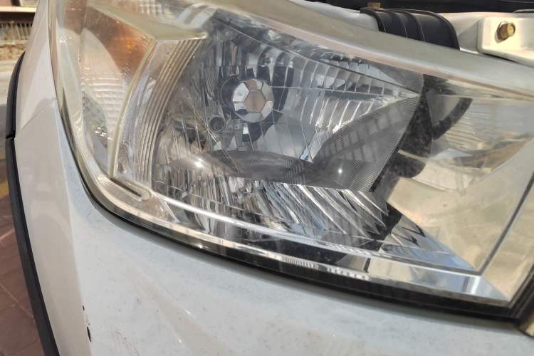 Used Suzuki SX4 2013 1.6L Automatic CoolRide Model Right Front Headlight