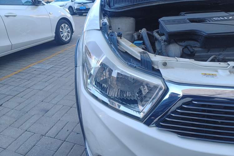 Used Suzuki SX4 2013 1.6L Automatic CoolRide Model Right Front Headlight