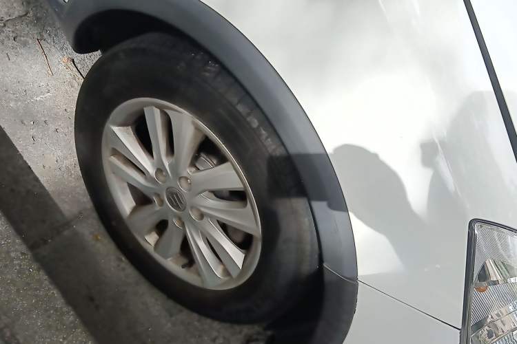 Used Suzuki SX4 2013 1.6L Automatic CoolRide Model Right Front Wheel Hub