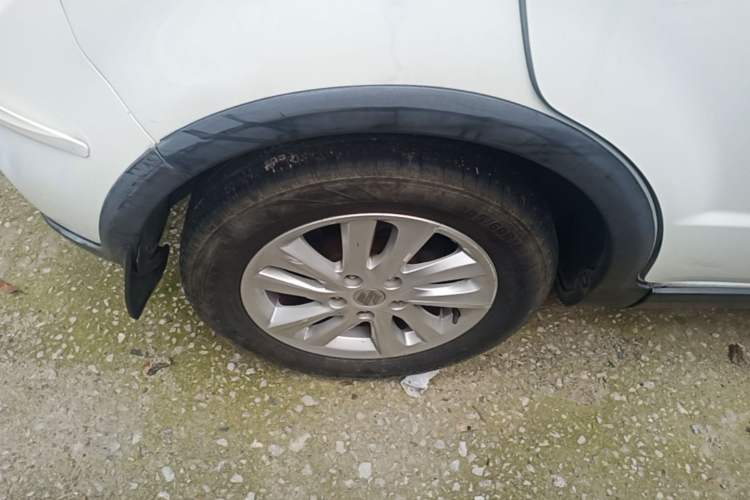 Used Suzuki SX4 2013 1.6L Automatic CoolRide Model Right Rear Wheel Hub