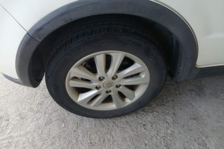 Used Suzuki SX4 2013 1.6L Automatic CoolRide Model Right Rear Wheel Hub