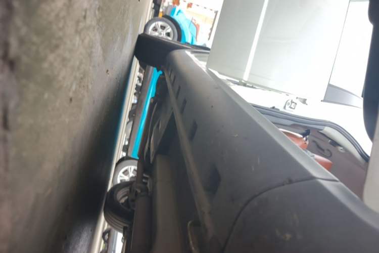 Used Suzuki SX4 2013 1.6L Automatic CoolRide Model Right Side Sill