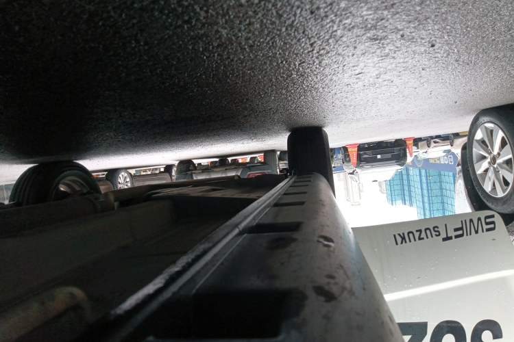 Used Suzuki SX4 2013 1.6L Manual CoolRide Model Right Side Sill