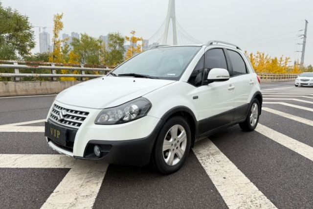 Used Suzuki SX4 2013 Koleos 1.6L Automatic 20th Anniversary 3G Smart Edition
