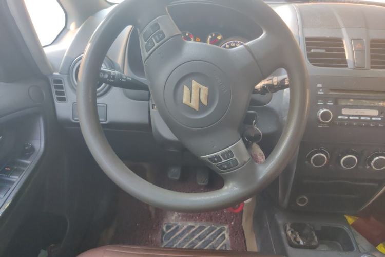 Used Suzuki SX4 2013 1.6L Manual CoolRide Model Steering Wheel