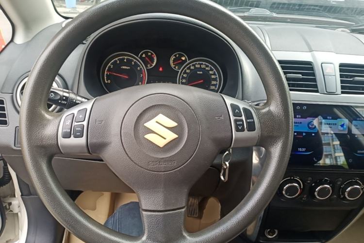 Used Suzuki SX4 2013 1.6L Automatic CoolRide Model Steering Wheel
