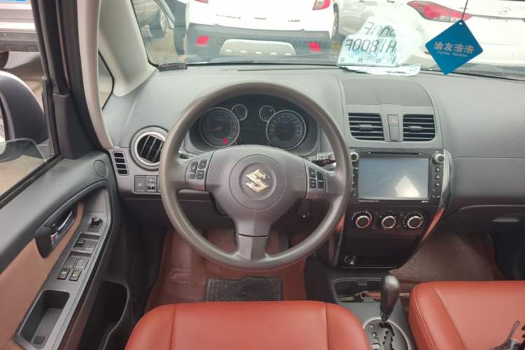 Used Suzuki SX4 2013 1.6L Automatic CoolRide Model Steering Wheel