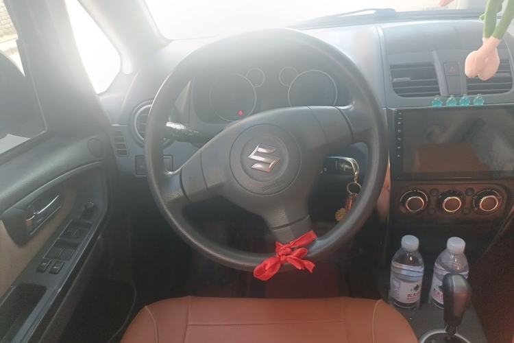 Used Suzuki SX4 2013 1.6L Automatic CoolRide Model Steering Wheel
