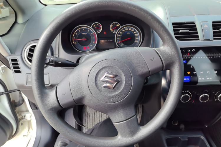 Used Suzuki SX4 2013 1.6L Manual CoolRide Model Steering Wheel