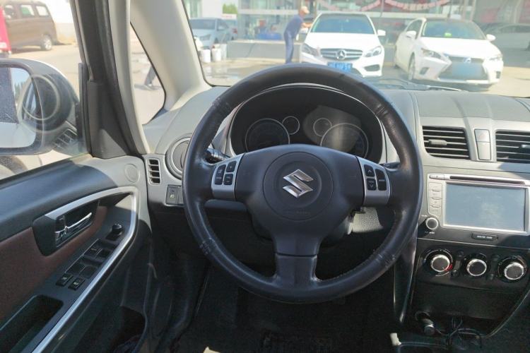 Used Suzuki SX4 2013 Koleos 1.6L Manual Sport Version Steering Wheel