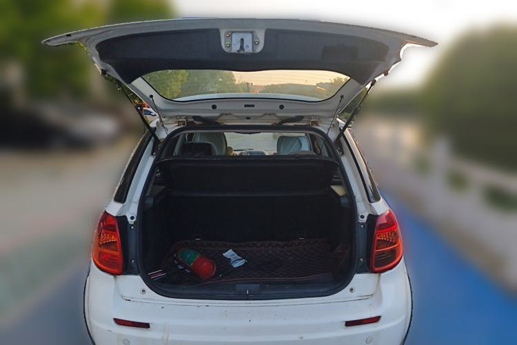 Used Suzuki SX4 2013 1.6L Automatic CoolRide Model Trunk