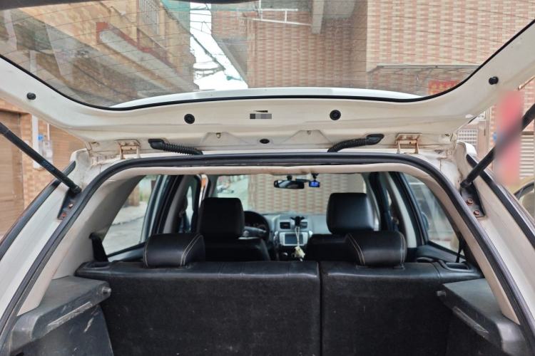 Used Suzuki SX4 2013 Koleos 1.6L Automatic Sport Model Trunk