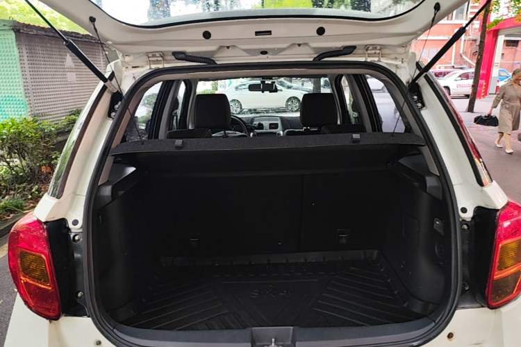 Used Suzuki SX4 2013 1.6L Manual CoolRide Model Trunk