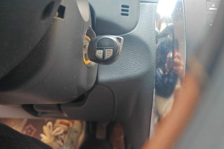 Used Suzuki SX4 2013 1.6L Automatic CoolRide Model Vehicle Key