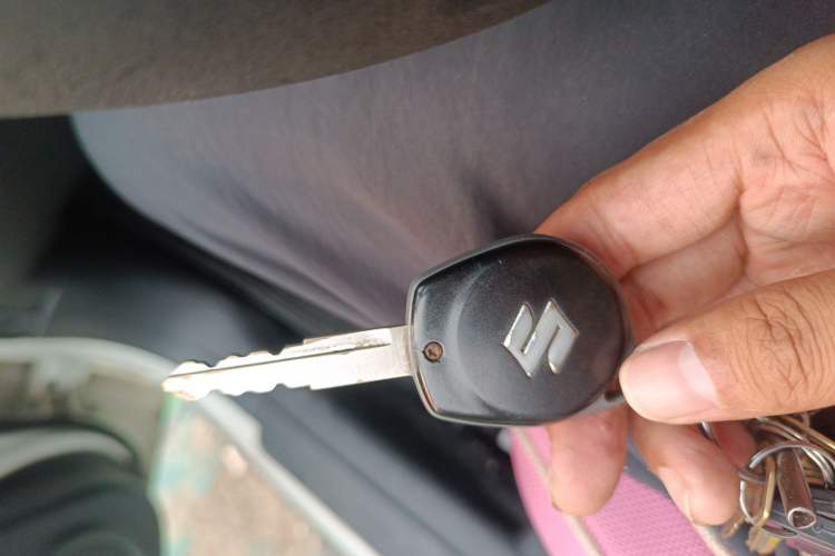 Used Suzuki SX4 2013 1.6L Automatic CoolRide Model Vehicle Key
