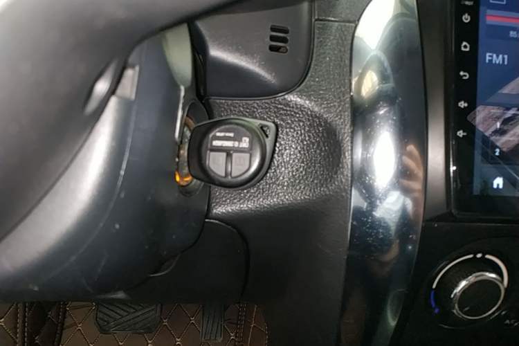 Used Suzuki SX4 2013 1.6L Automatic CoolRide Model Vehicle Key