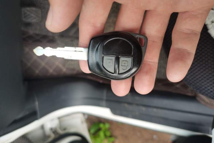 Used Suzuki SX4 2013 1.6L Manual CoolRide Model Vehicle Key