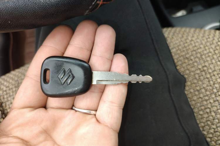 Used Suzuki SX4 2013 1.6L Automatic CoolRide Model Vehicle Key