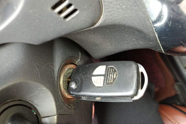 Used Suzuki SX4 2013 1.6L Manual CoolRide Model Vehicle Key