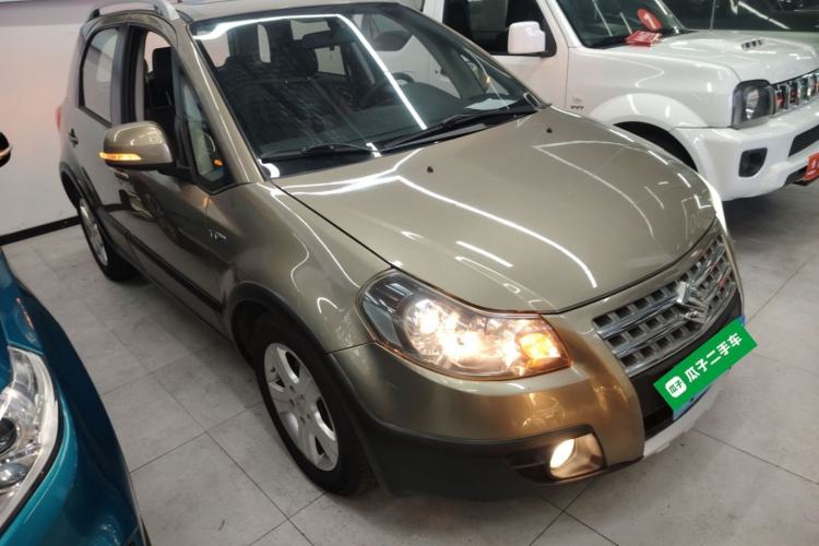 Used Suzuki SX4 2013 Koleos 1.6L Automatic Sport Model Front Right 45 Deg