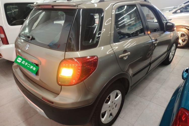 Used Suzuki SX4 2013 Koleos 1.6L Automatic Sport Model Rear Right 45 Deg