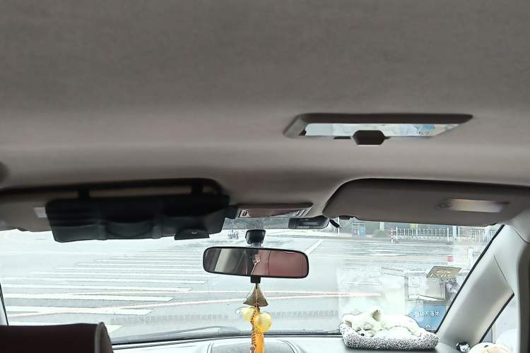 Used Suzuki SX4 2016 1.6L Manual Classic Edition Headliner