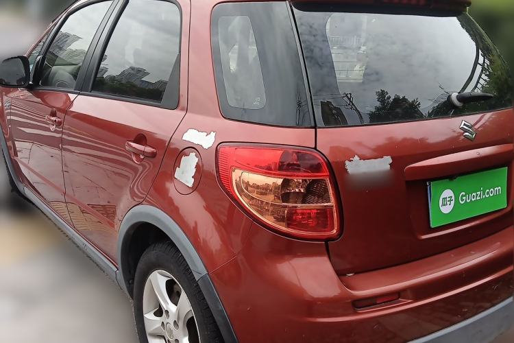 Used Suzuki SX4 2016 1.6L Manual Classic Edition Rear Left 45 Deg