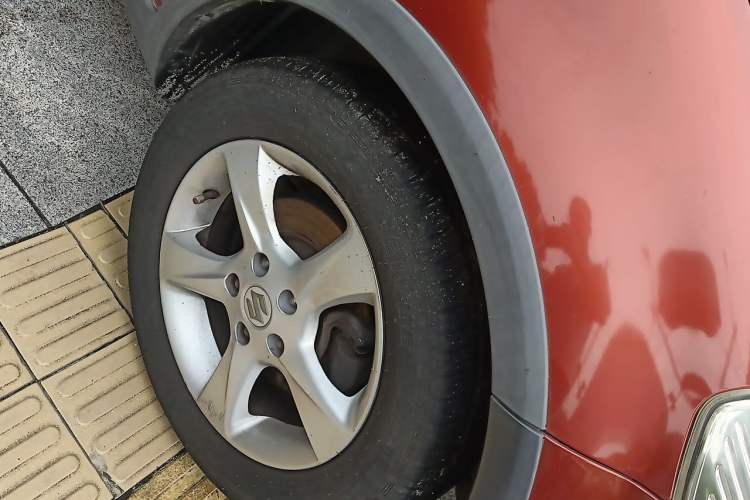 Used Suzuki SX4 2016 1.6L Manual Classic Edition Right Front Wheel Hub