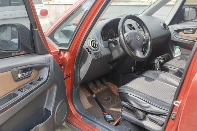 Used Suzuki SX4 2016 1.6L Manual Classic Edition Driver Seat
