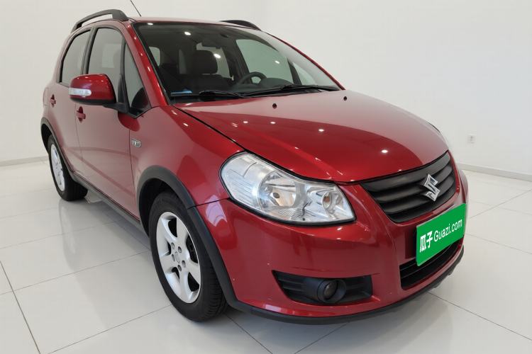 Used Suzuki SX4 2016 1.6L Automatic Classic Edition Exterior 2
