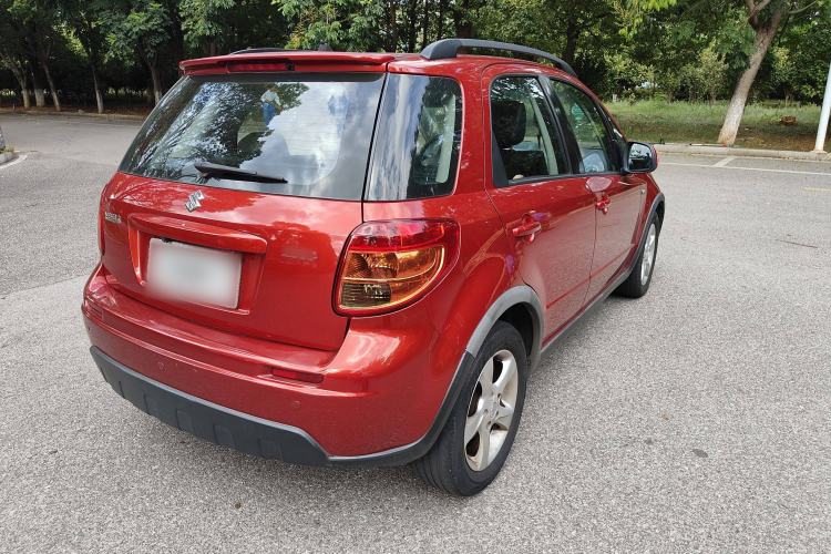 Used Suzuki SX4 2016 1.6L Automatic Classic Edition Exterior 5