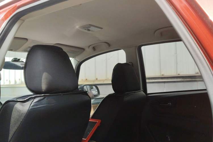 Used Suzuki SX4 2016 1.6L Manual Classic Edition Headliner