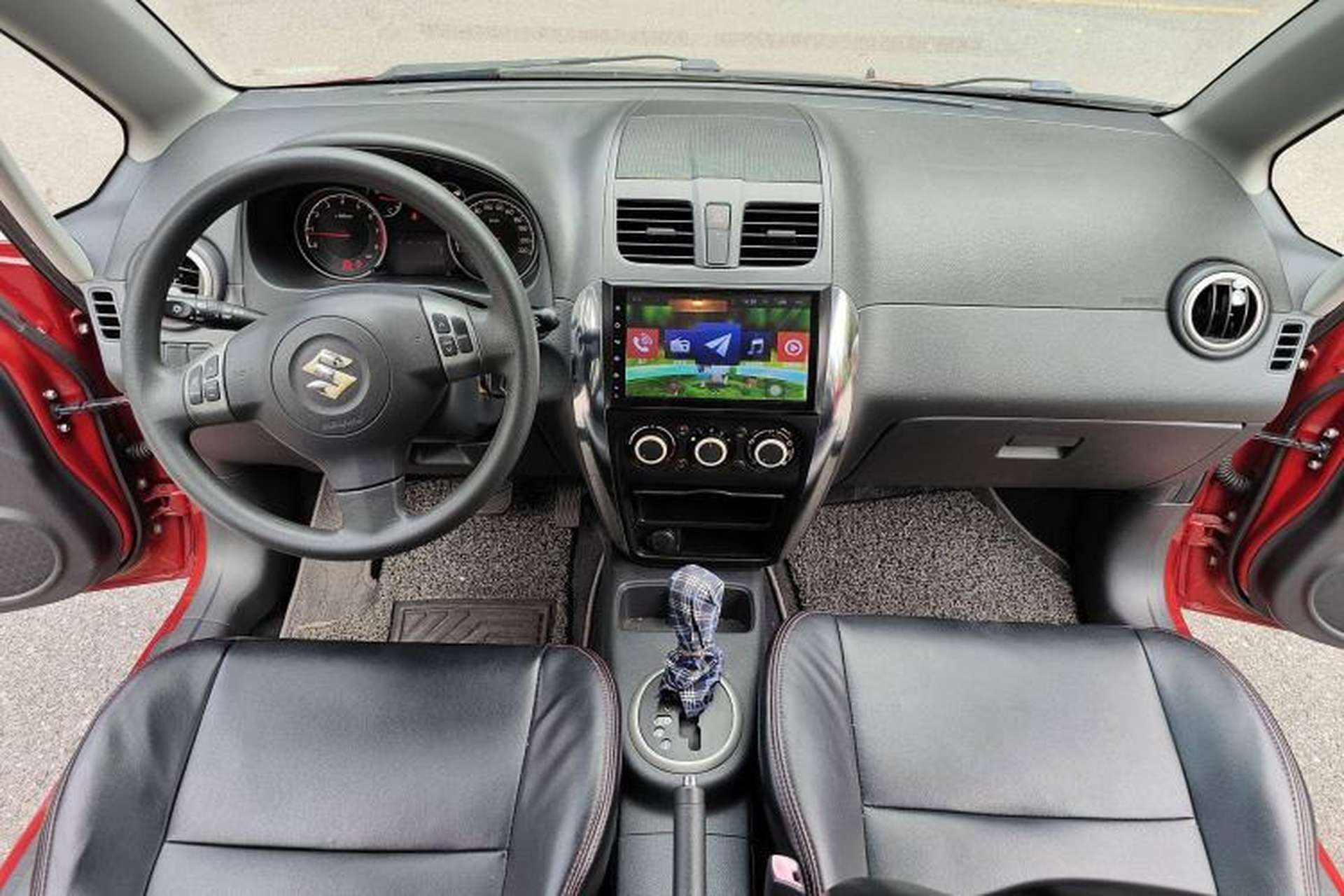 Used Suzuki SX4 2016 1.6L Automatic Classic Edition Interior 2