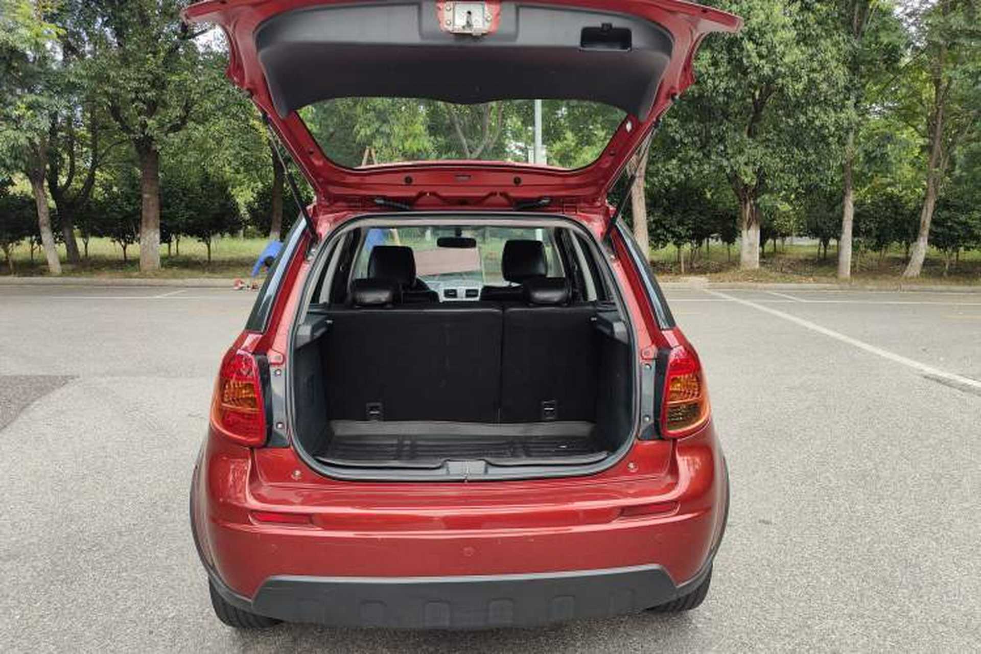 Used Suzuki SX4 2016 1.6L Automatic Classic Edition Interior 5