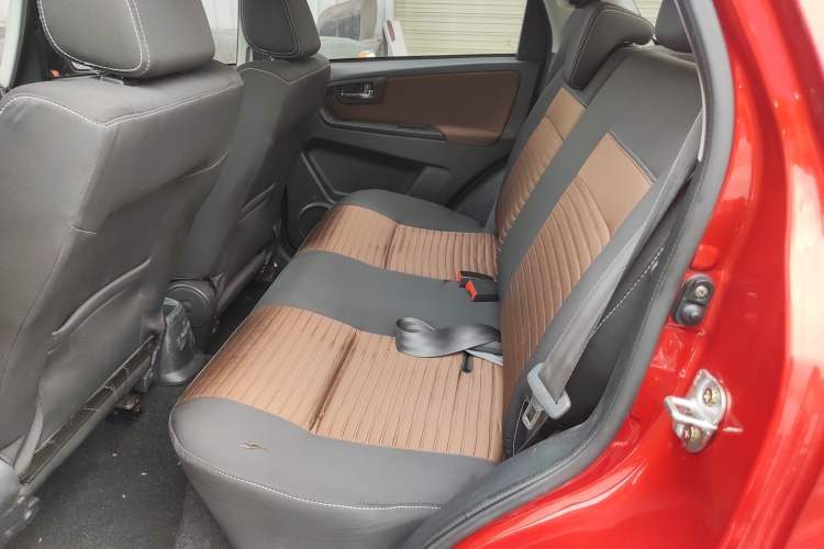 Used Suzuki SX4 2016 1.6L Automatic Classic Edition Left Rear Seat
