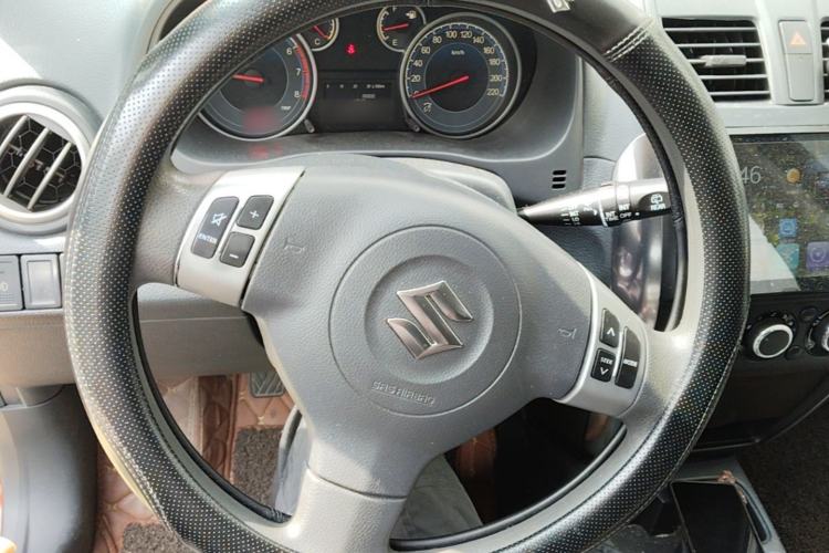 Used Suzuki SX4 2016 1.6L Manual Classic Edition Steering Wheel