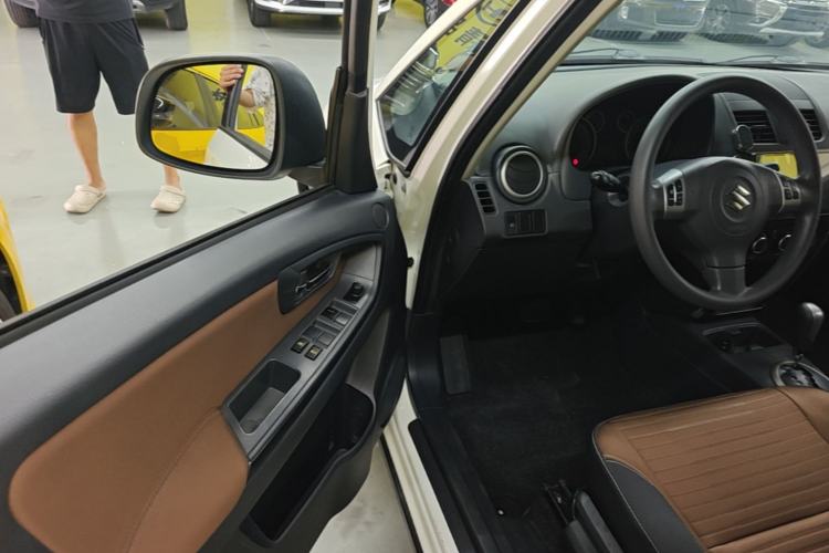 Used Suzuki SX4 2016 1.6L Automatic Classic Edition Driver Seat