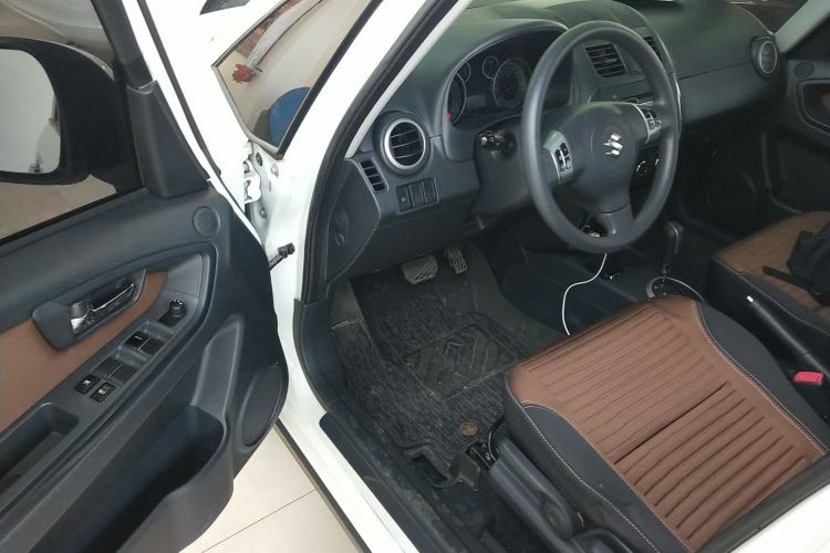 Used Suzuki SX4 2016 1.6L Automatic Classic Edition Driver Seat