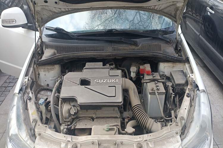 Used Suzuki SX4 2016 1.6L Automatic Classic Edition Engine Bay