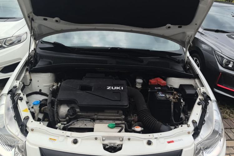 Used Suzuki SX4 2016 1.6L Automatic Classic Edition Engine Bay
