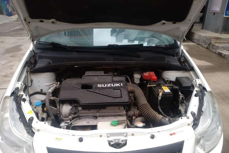 Used Suzuki SX4 2016 1.6L Automatic Classic Edition Engine Bay