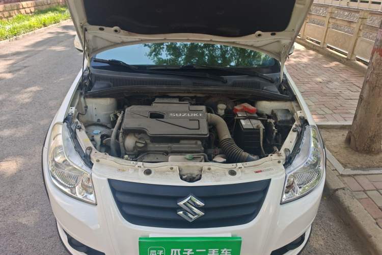 Used Suzuki SX4 2016 1.6L Automatic Classic Edition Engine Bay