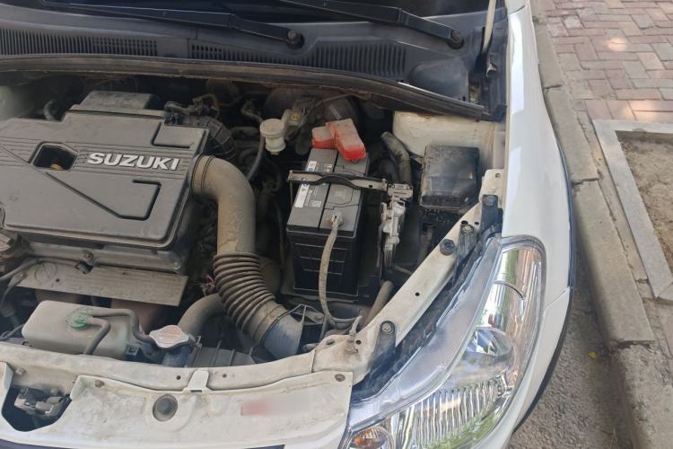 Used Suzuki SX4 2016 1.6L Automatic Classic Edition Engine Bay Left