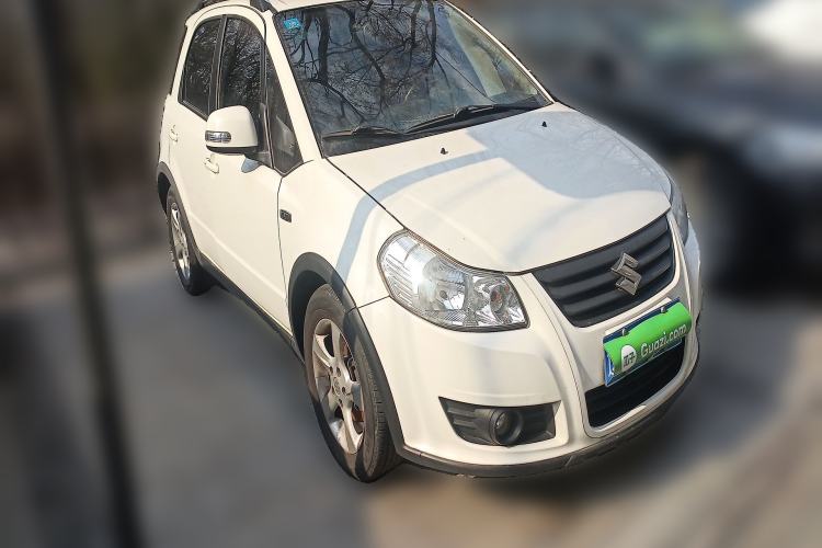 Used Suzuki SX4 2016 1.6L Automatic Classic Edition Exterior 2