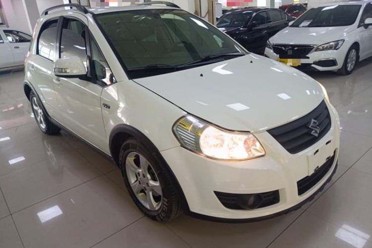 Used Suzuki SX4 2016 1.6L Automatic Classic Edition Exterior 2