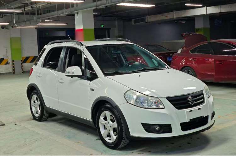 Used Suzuki SX4 2016 1.6L Automatic Classic Edition Exterior 2