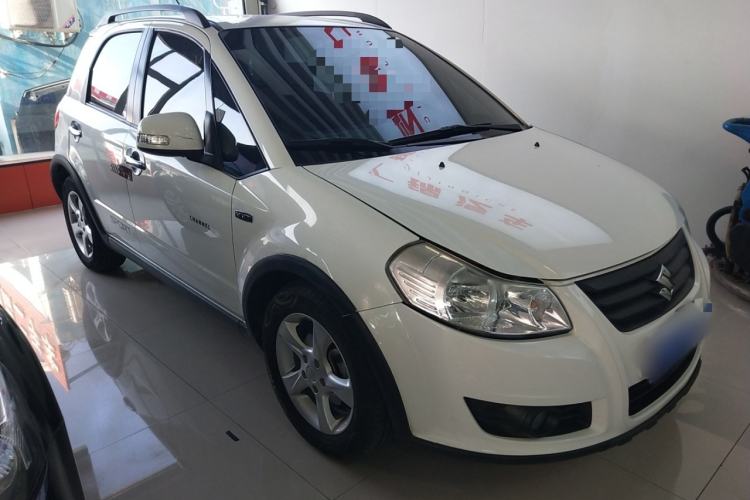 Used Suzuki SX4 2016 1.6L Automatic Classic Edition Front Right 45 Deg