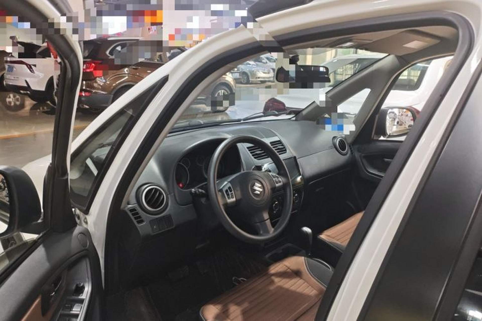 Used Suzuki SX4 2016 1.6L Automatic Classic Edition Interior 2